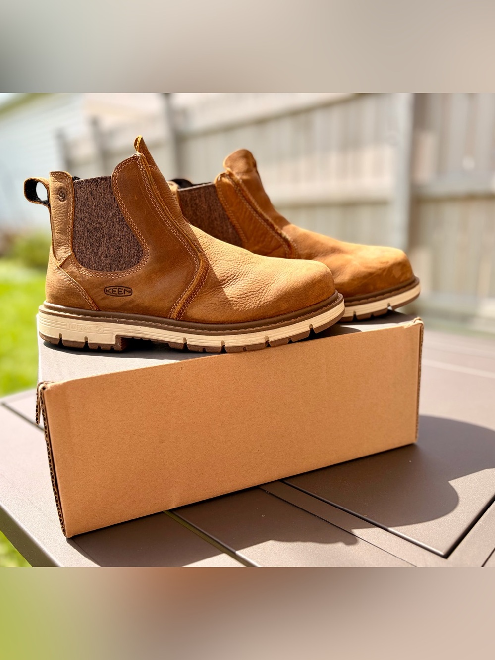Keen Women's Tan Chelsea Ankle Boots